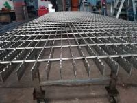REJILLA TIPO IRVING A. INOX 
